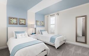 8 Bedroom Home with Private Pool - Davenport, Florida