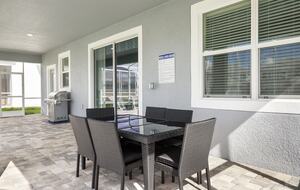 8 Bedroom Home with Private Pool - Davenport, Florida