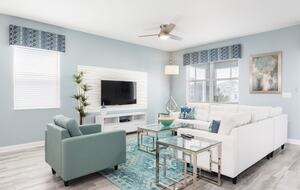 8 Bedroom Home with Private Pool - Davenport, Florida