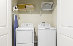 8 Bedroom Home with Private Pool - Davenport, Florida