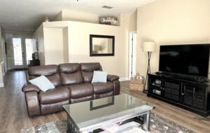 Sunset Lakes Family Getaway - Kissimmee, Florida