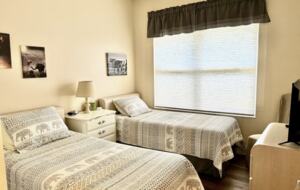 Sunset Lakes Family Getaway - Kissimmee, Florida