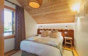 Rum Doodle | Charming Apartment - Saint-Chaffery, France