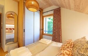 Rum Doodle | Charming Apartment - Saint-Chaffery, France