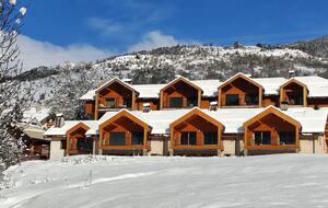 Rum Doodle | Charming Apartment - Saint-Chaffery, France