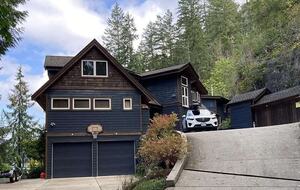 Sakinaw Lake Escape - Garden Bay, Canada