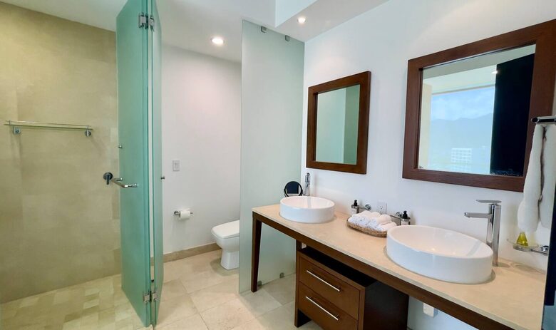 Icon Vallarta - Puerto Vallarta Jalisco, Mexico