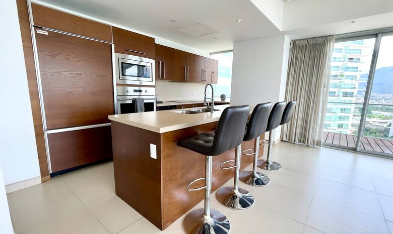 Icon Vallarta - Puerto Vallarta Jalisco, Mexico