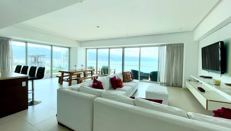 Icon Vallarta - Puerto Vallarta Jalisco, Mexico