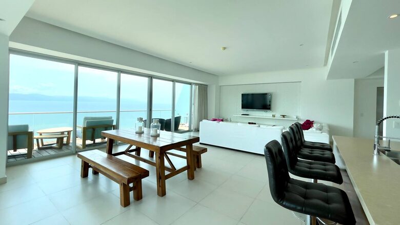 Icon Vallarta - Puerto Vallarta Jalisco, Mexico