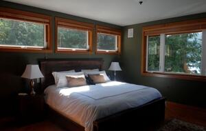 Sakinaw Lake Escape - Garden Bay, Canada