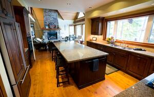 Sakinaw Lake Escape - Garden Bay, Canada