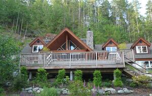 Sakinaw Lake Escape - Garden Bay, Canada