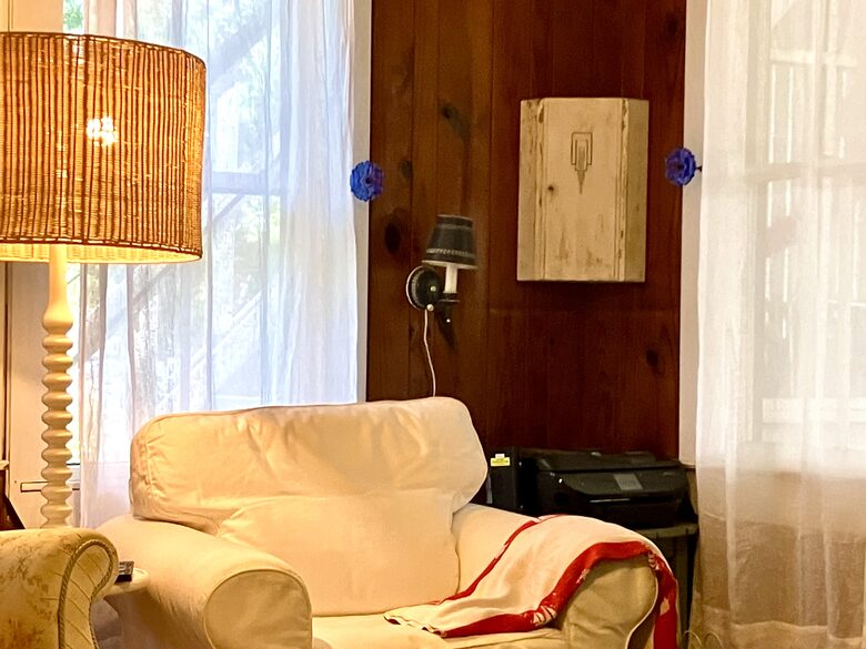 Charming 1910 Tybee Beach Cottage - Tybee Island, Georgia