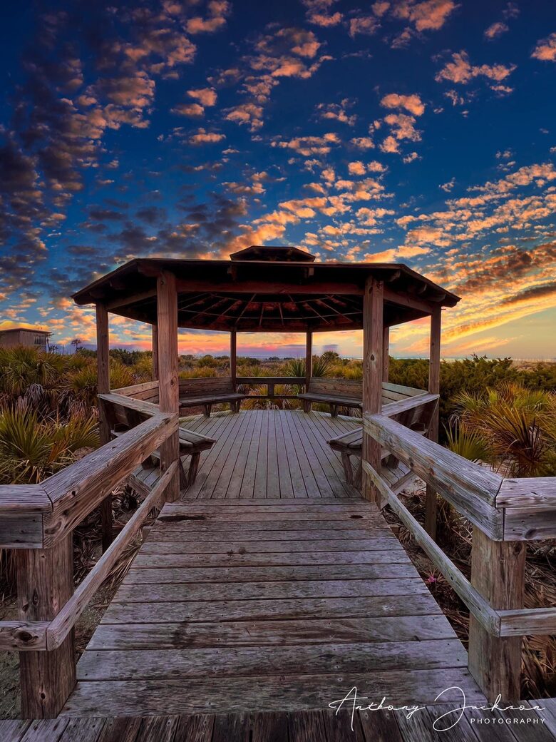 Charming 1910 Tybee Beach Cottage - Tybee Island, Georgia
