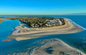 Charming 1910 Tybee Beach Cottage - Tybee Island, Georgia