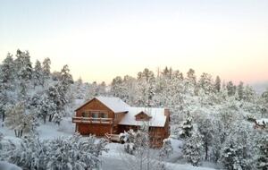 Four Seasons Chalet - Big Bear Lake, California