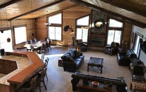 Four Seasons Chalet - Big Bear Lake, California