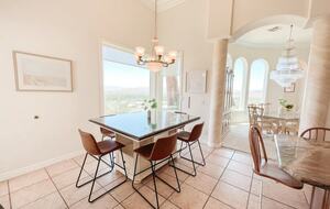 Famous Red Hill Grand Getaway in St. George - Saint George, Utah