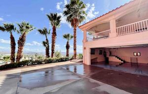 Famous Red Hill Grand Getaway in St. George - Saint George, Utah