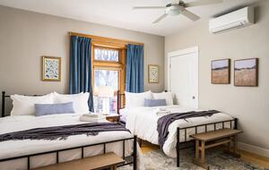 Downtown Denver Victorian Getaway - Denver, Colorado