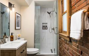 Downtown Denver Victorian Getaway - Denver, Colorado