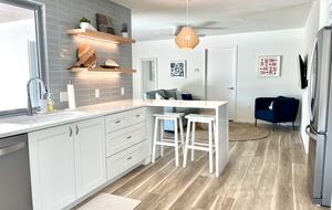 Longboat Key Living | Canal Front Home - Longboat Key, Florida