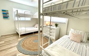 Longboat Key Living | Canal Front Home - Longboat Key, Florida