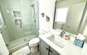 Longboat Key Living | Canal Front Home - Longboat Key, Florida