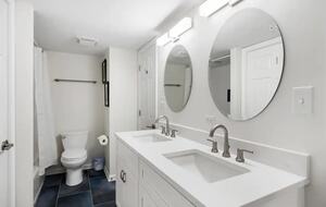 Beachfront Villa Folly Beach - Folly Beach, South Carolina