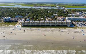Beachfront Villa Folly Beach - Folly Beach, South Carolina