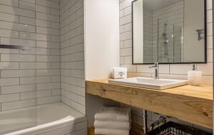 Ski-In Ski-Out Tremblant Luxury Retreat - Mont-Tremblant, Canada