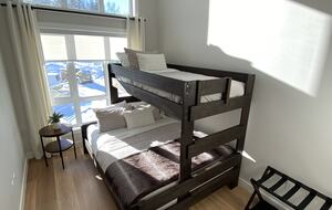 Carsonland Getaways Panorama BC - Invermere, Canada