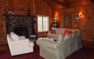 Forest Lodge in the Berkshires - Hillsdale, New York