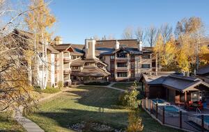 Timberline Getaway at Trappeur's Crossing Resort - Steamboat Springs, Colorado
