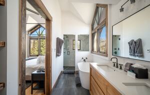 On-Suite bath