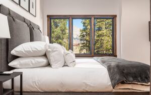 The Winterleaf Chalet | Ski In/Out - Mountain Village, Colorado