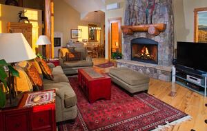 Colorado Mountain Retreat Overlooking the Vail Valley - Avon, Colorado