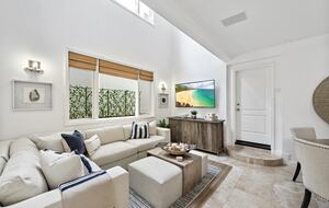 Goldenrod Villa - Corona del Mar, California