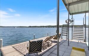 Stunning Lake of the Ozarks Home - Gravois Mills, Missouri