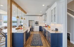 Stunning Lake of the Ozarks Home - Gravois Mills, Missouri