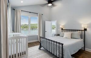 Stunning Lake of the Ozarks Home - Gravois Mills, Missouri