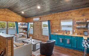 Stunning Lake of the Ozarks Home - Gravois Mills, Missouri