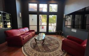 Casa T on Lake Travis in Devil's Cove - Jonestown, Texas