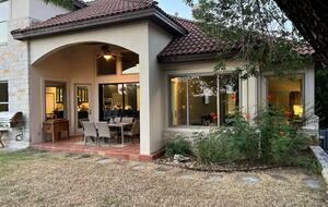 Casa T on Lake Travis in Devil's Cove - Jonestown, Texas