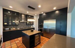 Casa T on Lake Travis in Devil's Cove - Jonestown, Texas