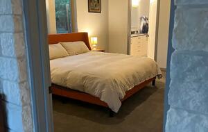 Casa T on Lake Travis in Devil's Cove - Jonestown, Texas