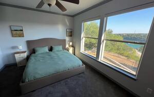 Casa T on Lake Travis in Devil's Cove - Jonestown, Texas