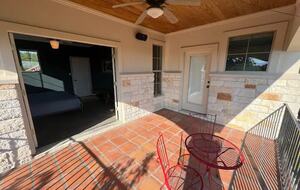 Casa T on Lake Travis in Devil's Cove - Jonestown, Texas