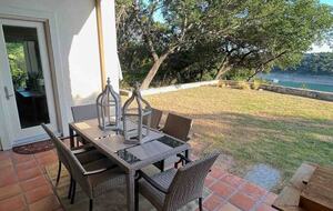 Casa T on Lake Travis in Devil's Cove - Jonestown, Texas